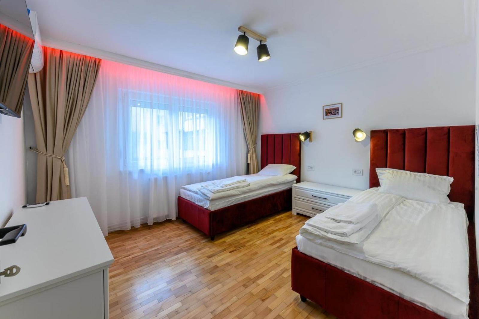 Five Stars Apartment Timisoara Ngoại thất bức ảnh