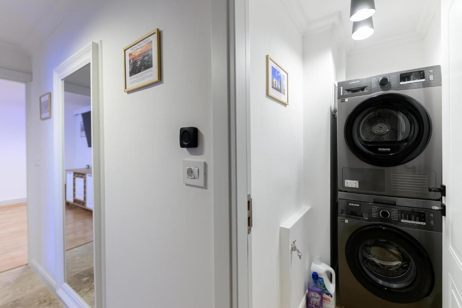 Five Stars Apartment Timisoara Ngoại thất bức ảnh