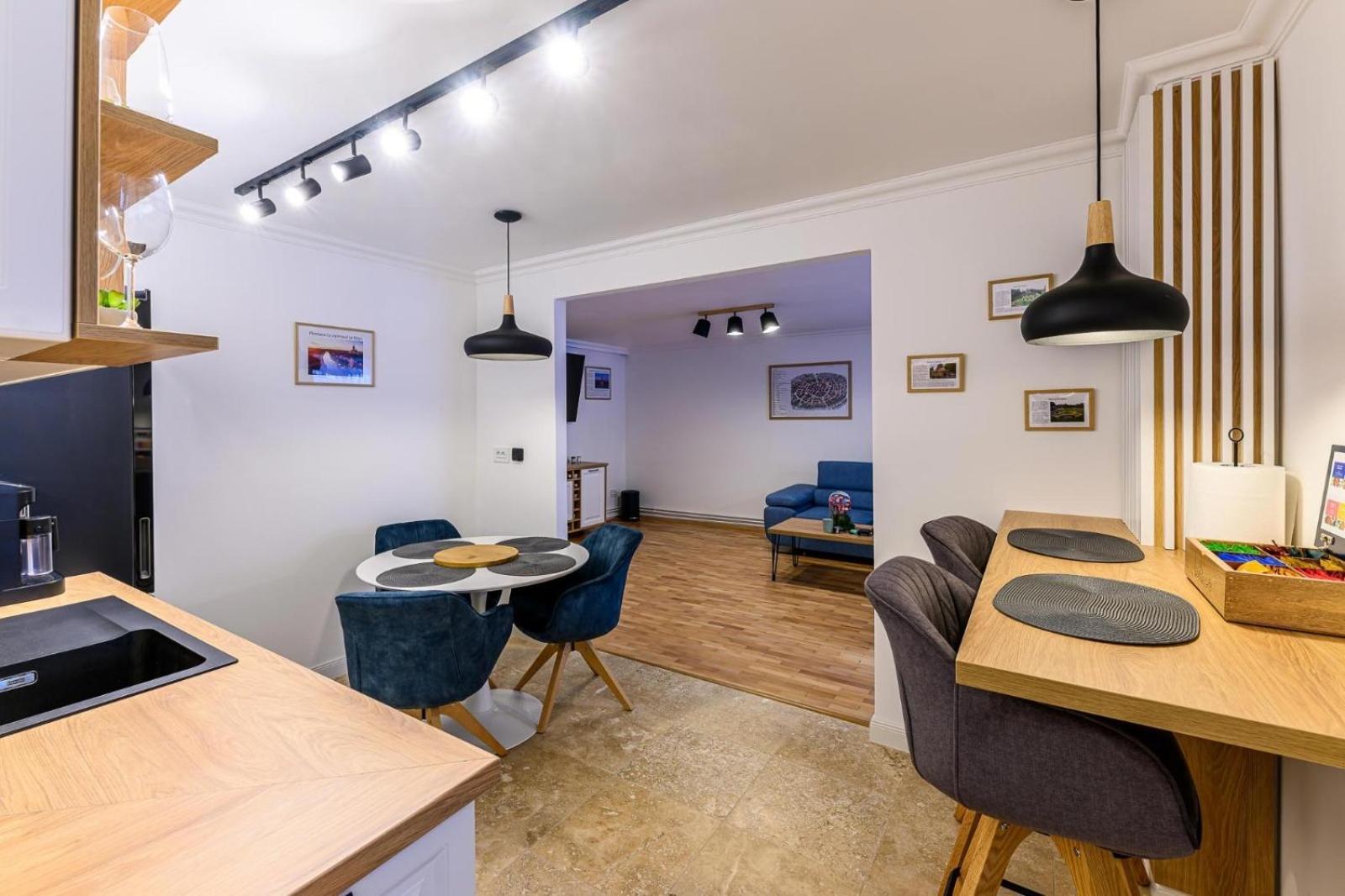 Five Stars Apartment Timisoara Ngoại thất bức ảnh